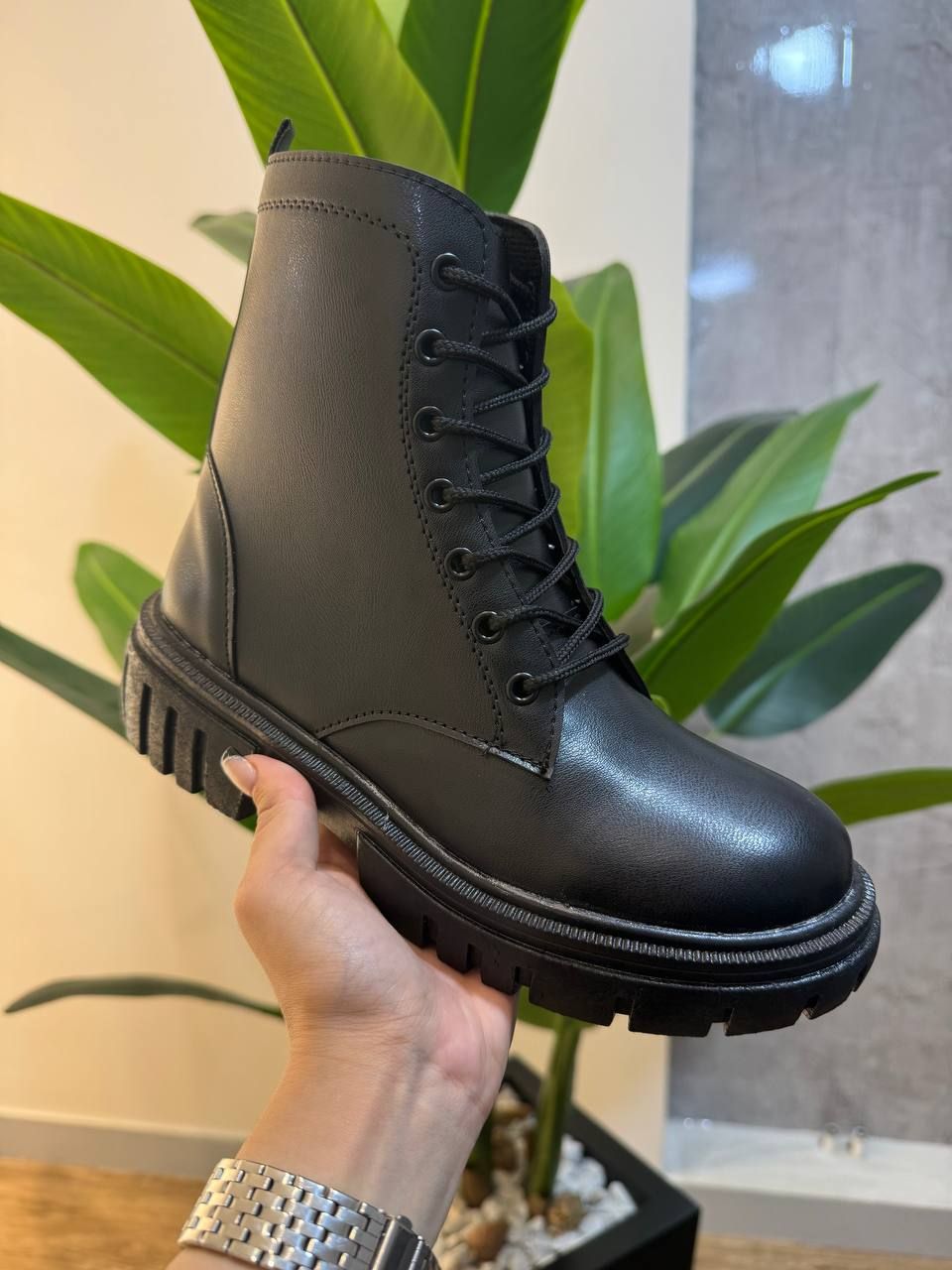 بوت زنانه مشکی