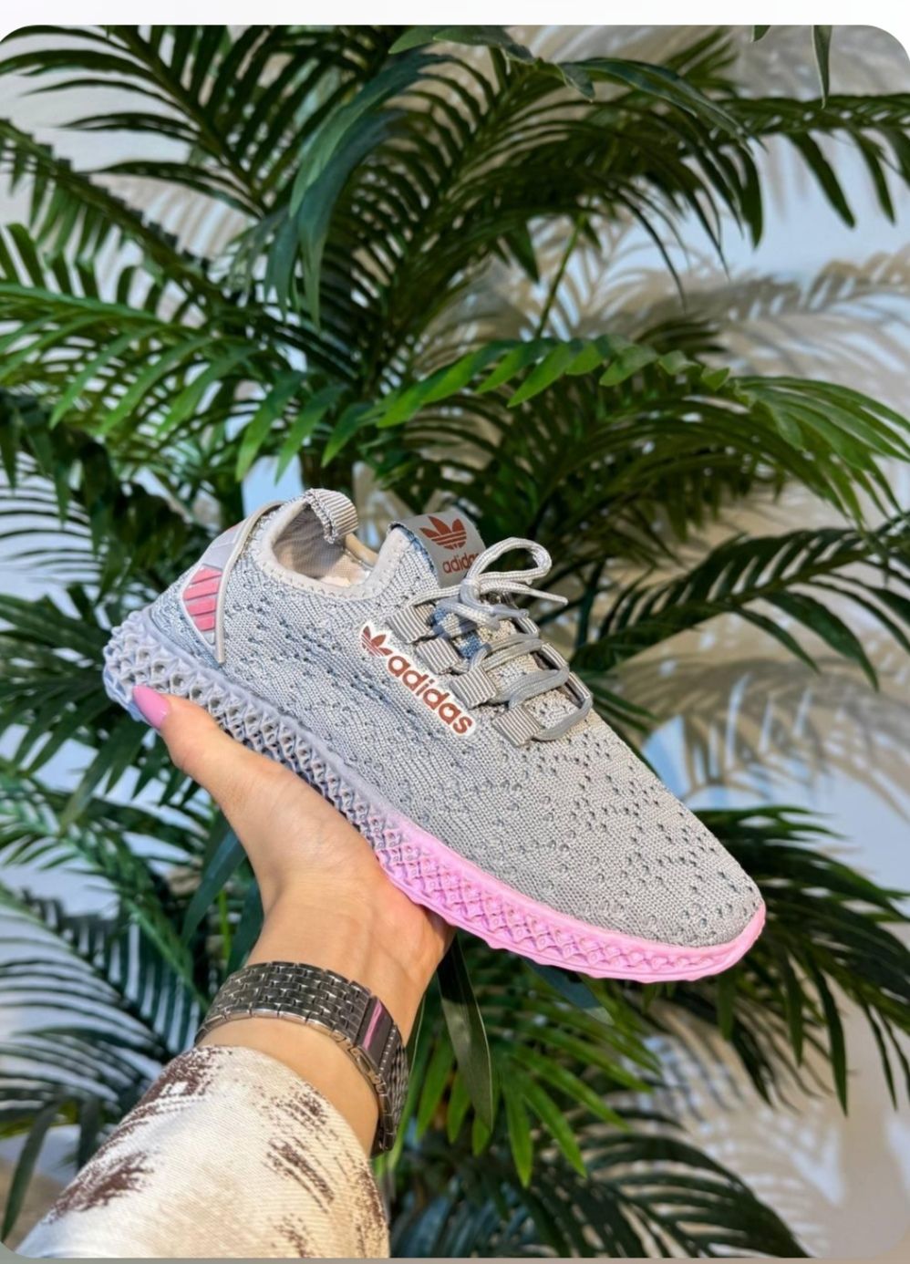 کفش زنانه اسپرت خاکستری